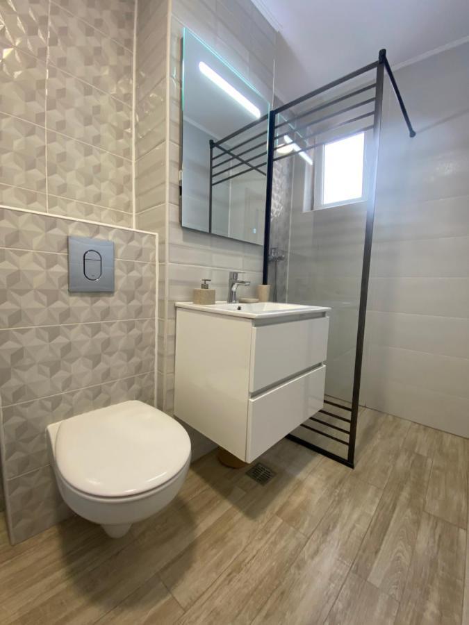 Linen Tree Apartment Байле Херкулане Екстериор снимка