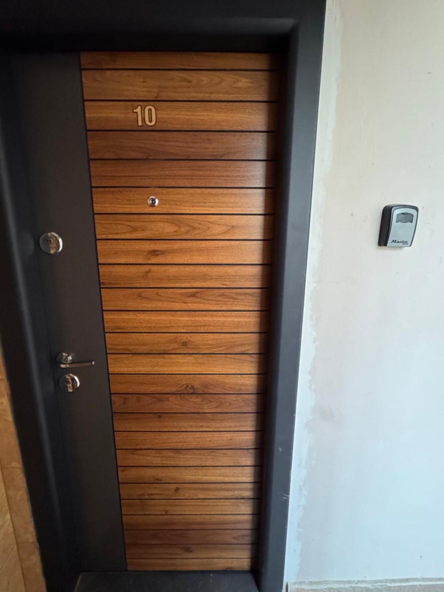 Linen Tree Apartment Байле Херкулане Екстериор снимка