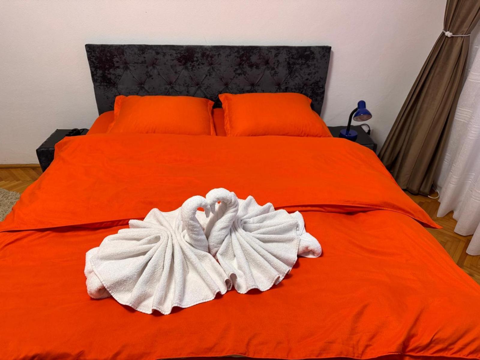 Linen Tree Apartment Байле Херкулане Екстериор снимка